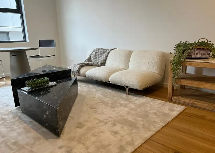 New Boutique 1Bd Apt